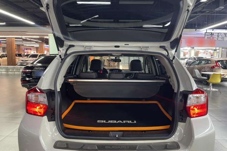 Used Subaru XV 2015 2.0i Special Edition Sport Model Interior 9