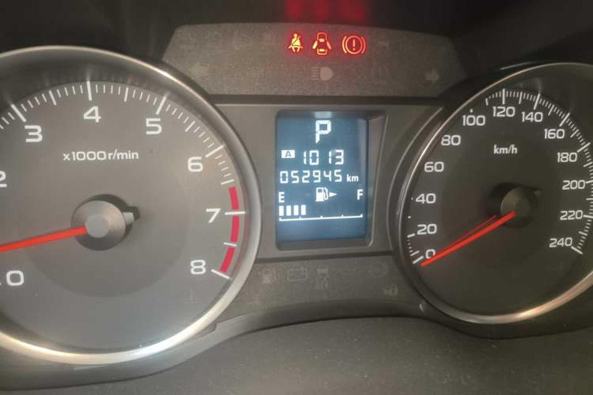 Used Subaru XV 2015 2.0i Special Edition Sport Model Odometer Close Up