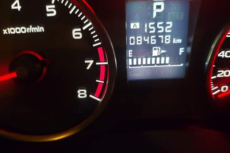 Used Subaru XV 2015 2.0i Special Edition Sport Model Odometer Close Up