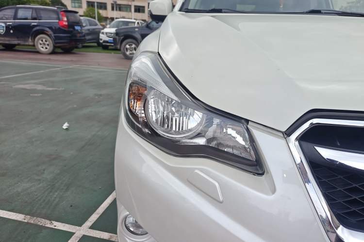 Used Subaru XV 2015 2.0i Luxury Edition Right Front Headlight