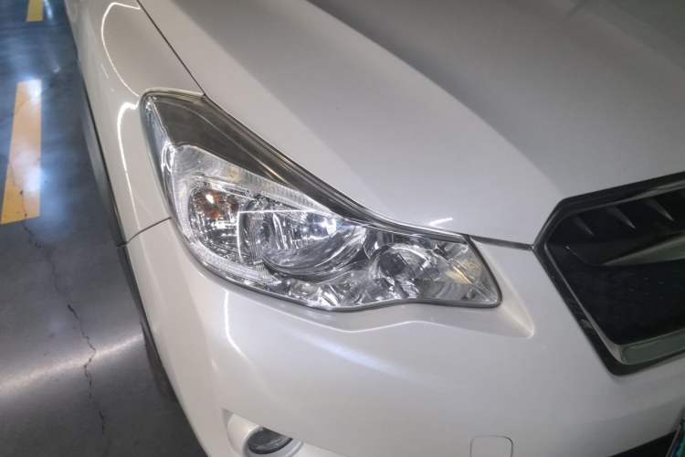 Used Subaru XV 2015 2.0i Special Edition Sport Model Right Front Headlight