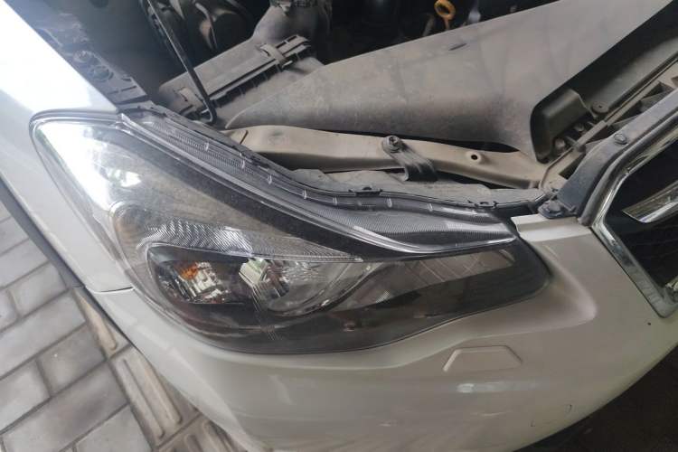 Used Subaru XV 2015 2.0i Luxury Edition Right Front Headlight