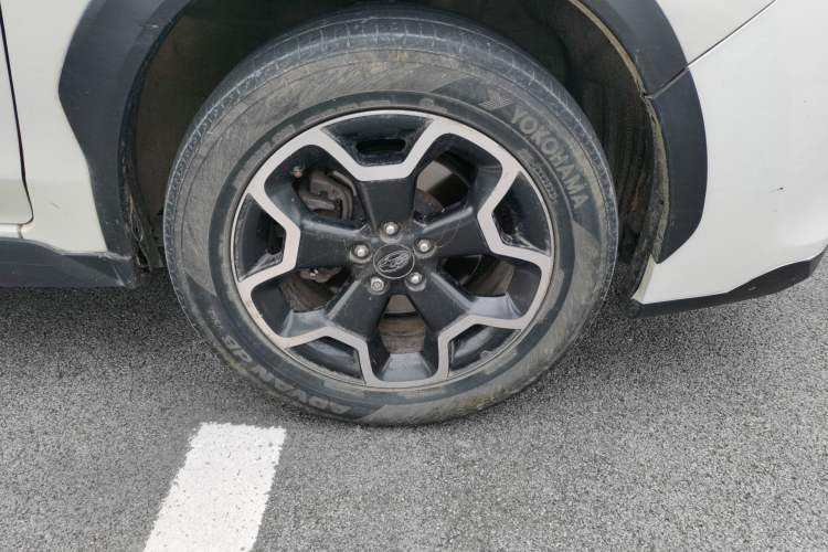 Used Subaru XV 2015 2.0i Elite Edition Right Front Wheel Hub