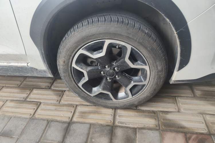 Used Subaru XV 2015 2.0i Luxury Edition Right Front Wheel Hub