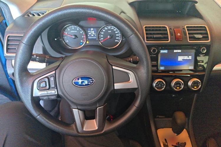 Used Subaru XV 2016 2.0i Ambition Edition Center Console