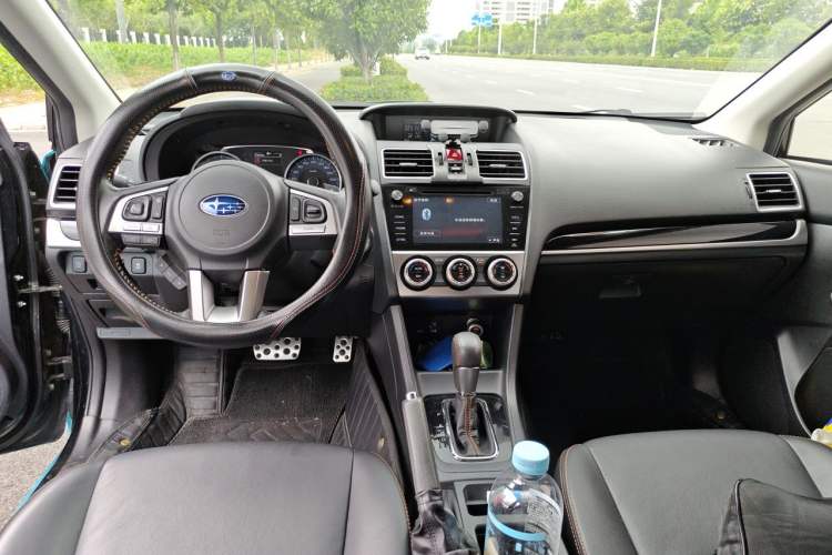Used Subaru XV 2016 2.0i Luxury Edition Center Console