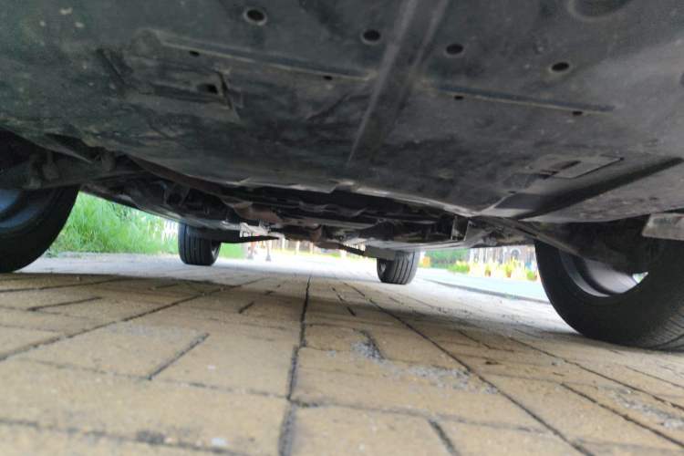 Used Subaru XV 2016 2.0i Comfort Navigation Edition Chassis Front