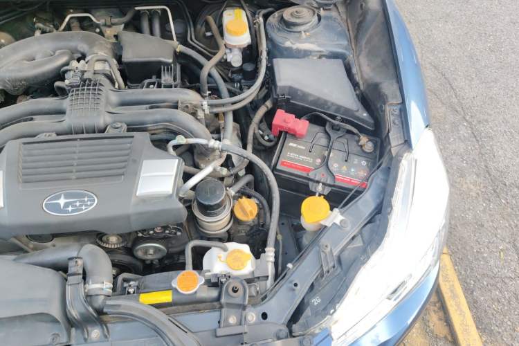 Used Subaru XV 2016 2.0i Comfort Navigation Edition Engine Bay Left