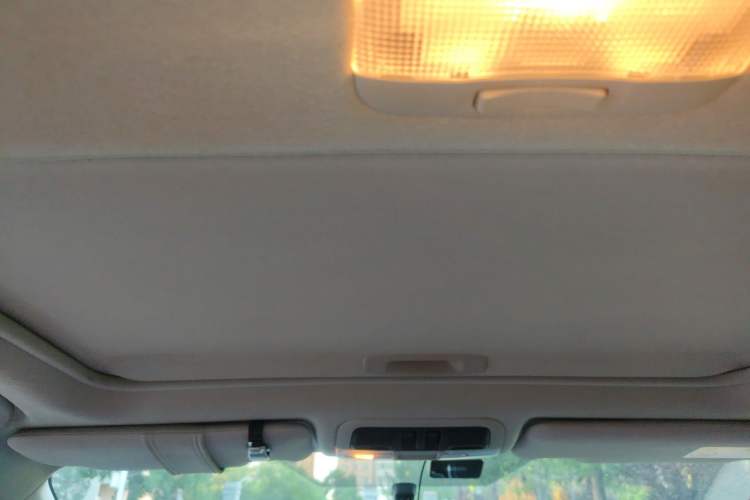 Used Subaru XV 2016 2.0i Comfort Navigation Edition Headliner
