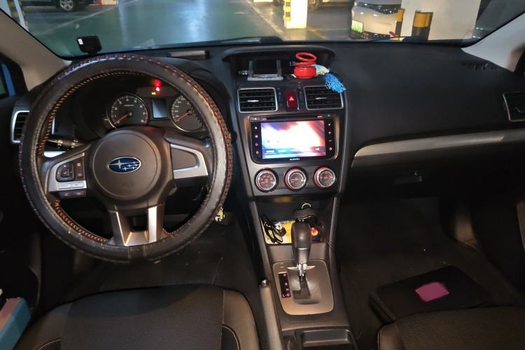 Used Subaru XV 2016 2.0i Comfort Navigation Edition Interior 2