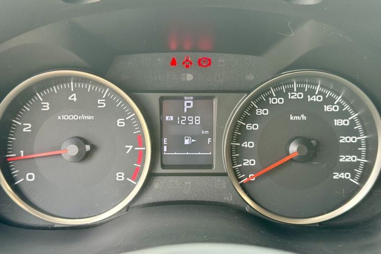 Used Subaru XV 2016 2.0i Ambition Edition Interior 3