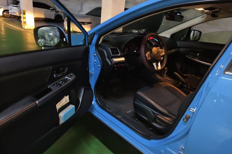 Used Subaru XV 2016 2.0i Comfort Navigation Edition Interior 3