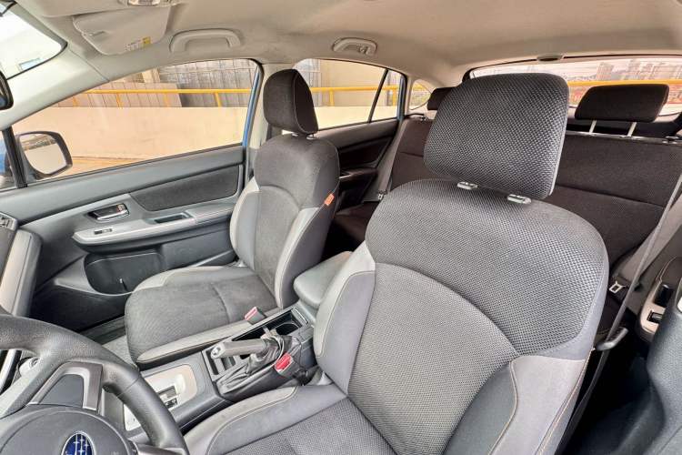 Used Subaru XV 2016 2.0i Ambition Edition Interior 4
