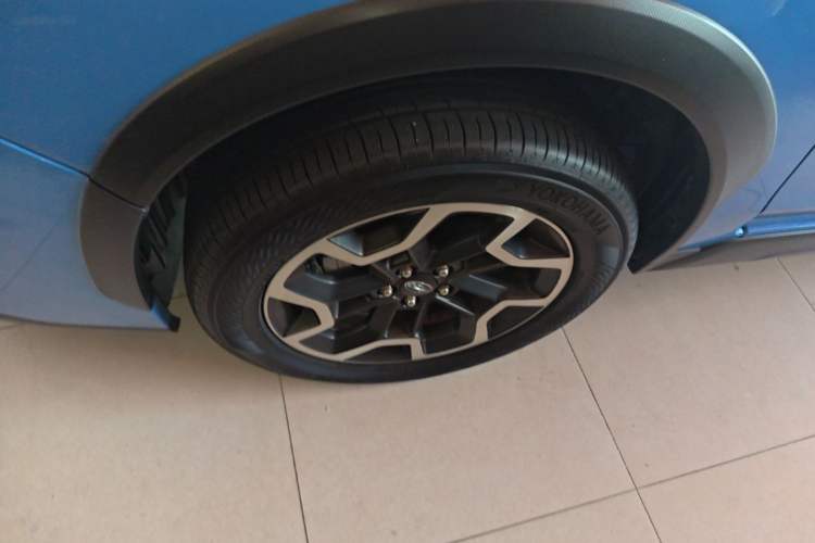 Used Subaru XV 2016 2.0i Ambition Edition Left Front Wheel Hub