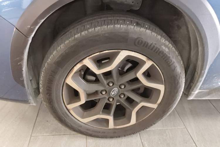 Used Subaru XV 2016 2.0i Comfort Navigation Edition Left Front Wheel Hub