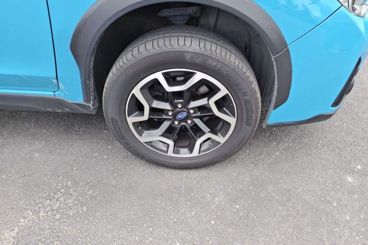 Used Subaru XV 2016 2.0i Luxury Edition Right Front Wheel Hub