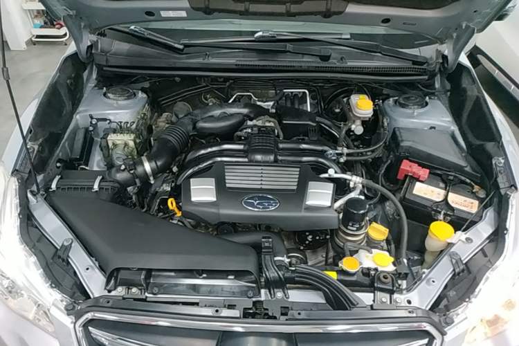 Used Subaru XV 2016 2.0i Comfort Navigation Edition Engine Bay