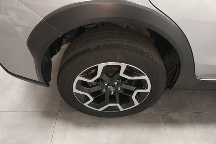 Used Subaru XV 2016 2.0i Comfort Navigation Edition Right Rear Wheel Hub