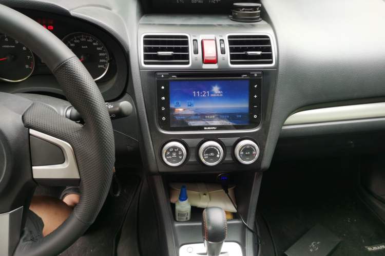 Used Subaru XV 2016 2.0i Comfort Navigation Edition Audio And AC Panel