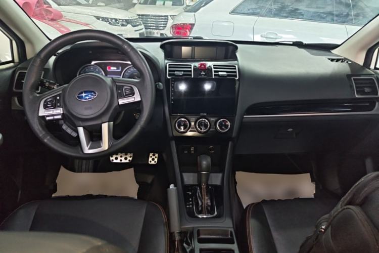 Used Subaru XV 2016 2.0i Elite Edition Center Console