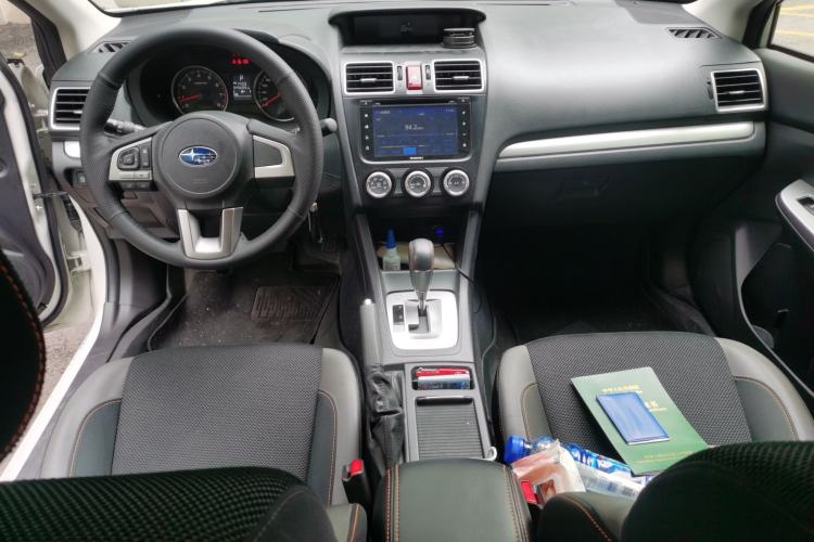 Used Subaru XV 2016 2.0i Comfort Navigation Edition Center Console