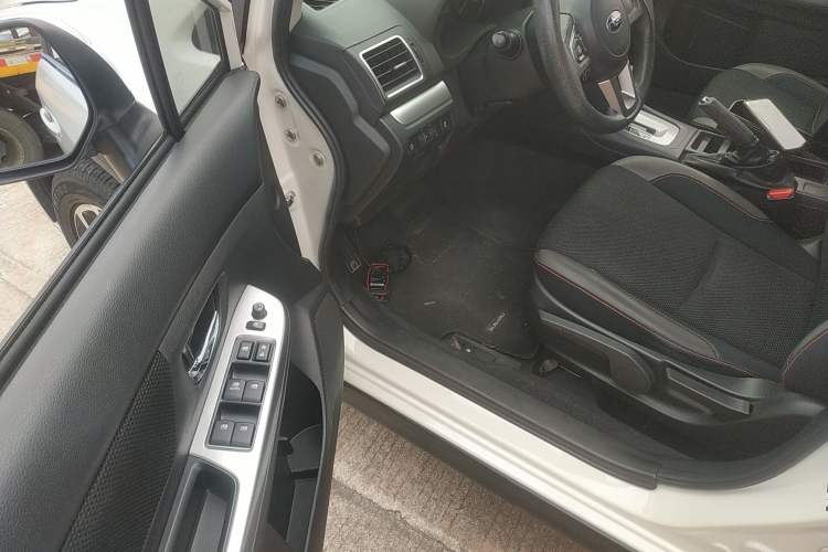 Used Subaru XV 2016 2.0i Ambition Edition Driver Seat
