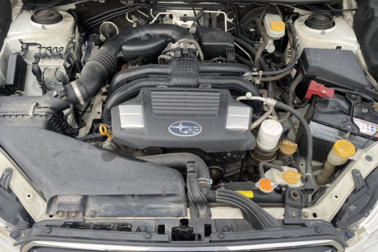 Used Subaru XV 2016 2.0i Comfort Navigation Edition Engine Bay