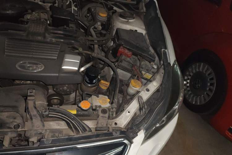 Used Subaru XV 2016 2.0i Comfort Navigation Edition Engine Bay Left