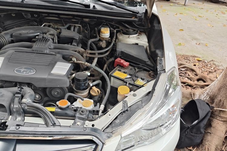 Used Subaru XV 2016 2.0i Comfort Navigation Edition Engine Bay Left