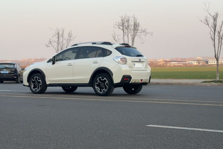 Used Subaru XV 2016 2.0i Ambition Edition Exterior 4