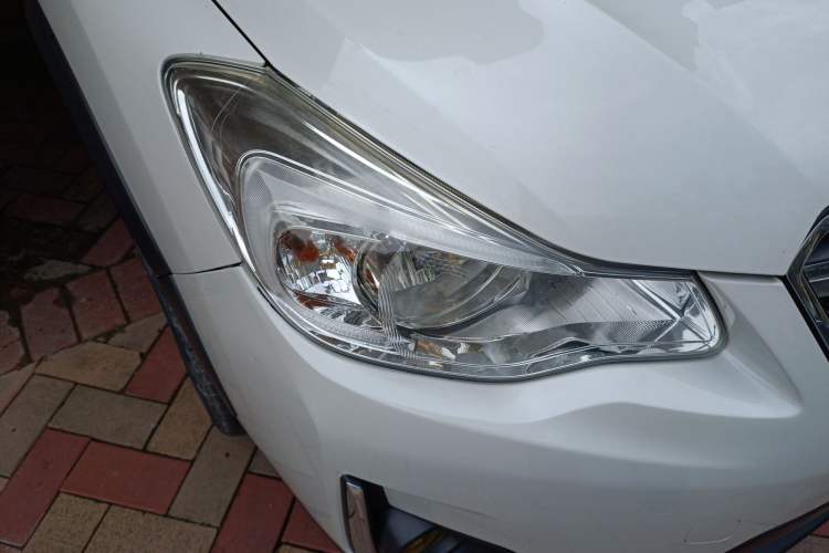 Used Subaru XV 2016 2.0i Comfort Navigation Edition Exterior 6