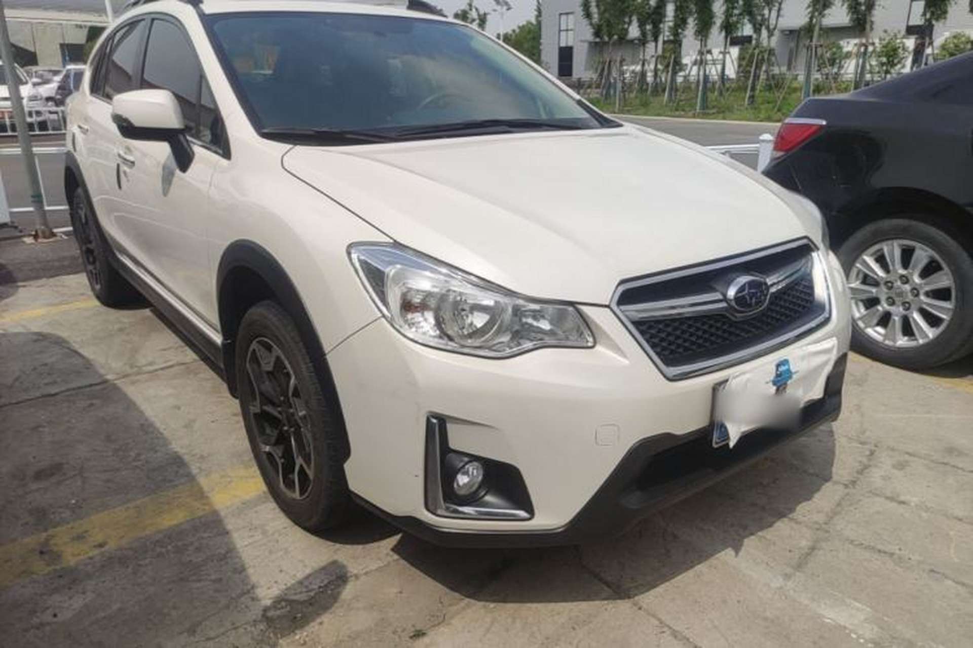 Used Subaru XV 2016 2.0i Comfort Navigation Edition Front Right 45 Deg