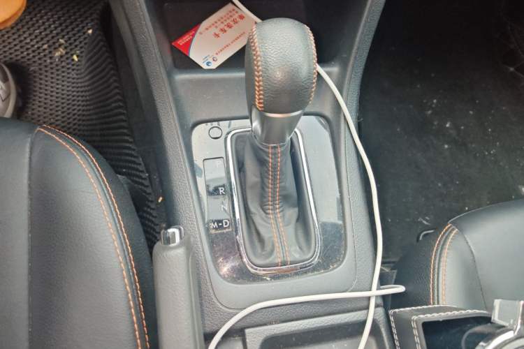 Used Subaru XV 2016 2.0i Elite Edition Gear Lever