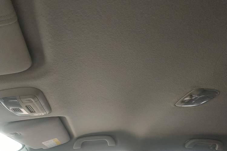 Used Subaru XV 2016 2.0i Ambition Edition Headliner