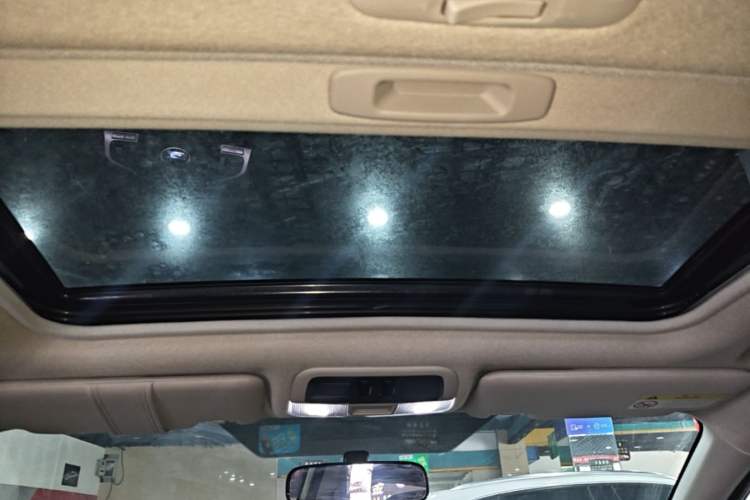 Used Subaru XV 2016 2.0i Elite Edition Headliner