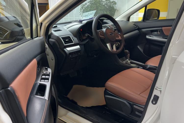 Used Subaru XV 2016 2.0i Comfort Navigation Edition Interior 3