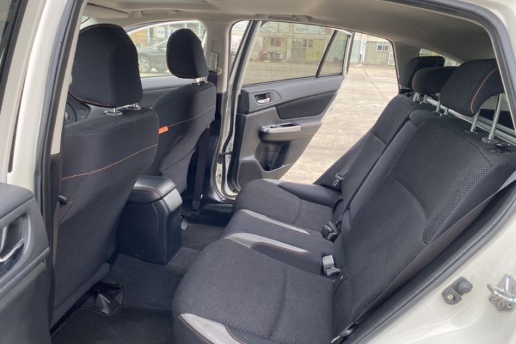 Used Subaru XV 2016 2.0i Comfort Navigation Edition Interior 3