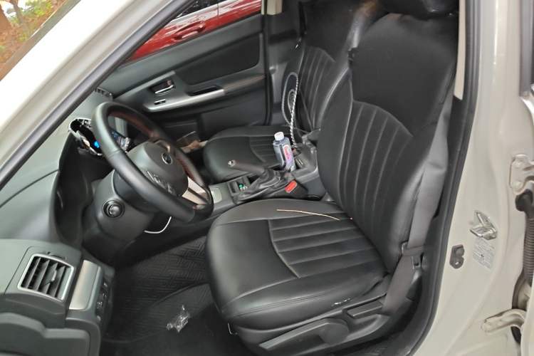 Used Subaru XV 2016 2.0i Comfort Navigation Edition Left Front Seat