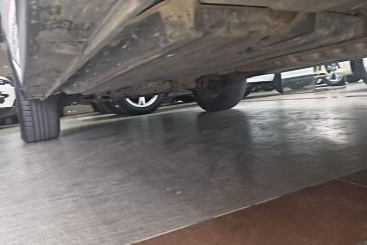 Used Subaru XV 2016 2.0i Elite Edition Left Side Sill