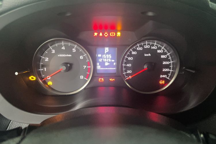Used Subaru XV 2016 2.0i Ambition Edition Odometer Close Up