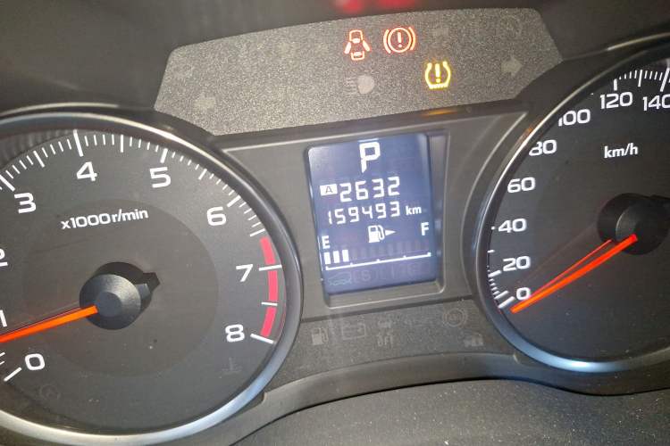 Used Subaru XV 2016 2.0i Comfort Navigation Edition Odometer Close Up