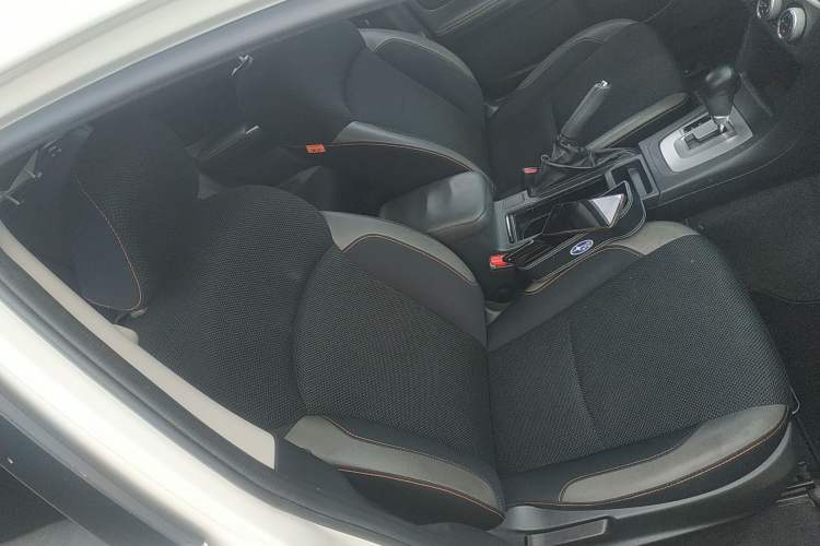 Used Subaru XV 2016 2.0i Ambition Edition Right Front Seat