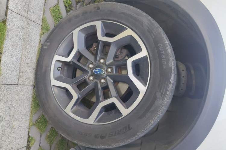 Used Subaru XV 2016 2.0i Ambition Edition Right Front Wheel Hub
