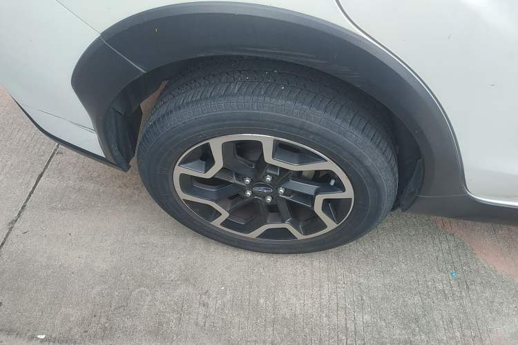 Used Subaru XV 2016 2.0i Ambition Edition Right Rear Wheel Hub
