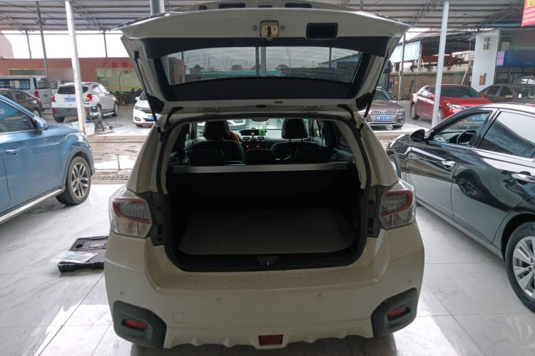 Used Subaru XV 2016 2.0i Comfort Navigation Edition Trunk