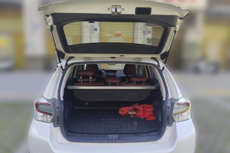 Used Subaru XV 2016 2.0i Ambition Edition Trunk