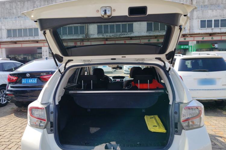 Used Subaru XV 2016 2.0i Comfort Navigation Edition Trunk