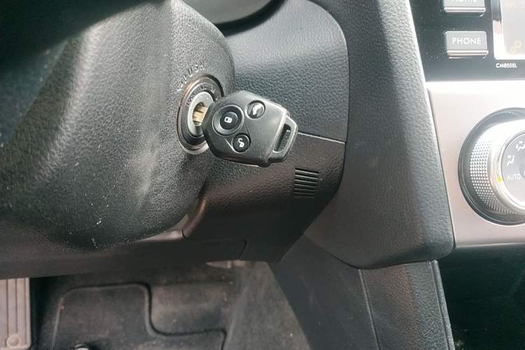 Used Subaru XV 2016 2.0i Ambition Edition Vehicle Key