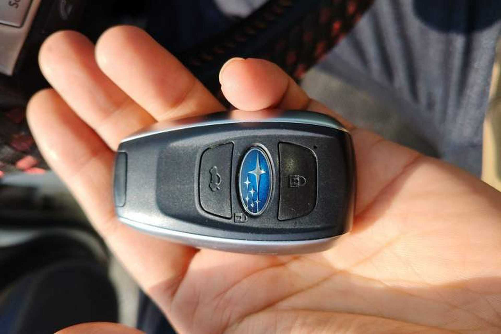 Used Subaru XV 2016 2.0i Comfort Navigation Edition Vehicle Key