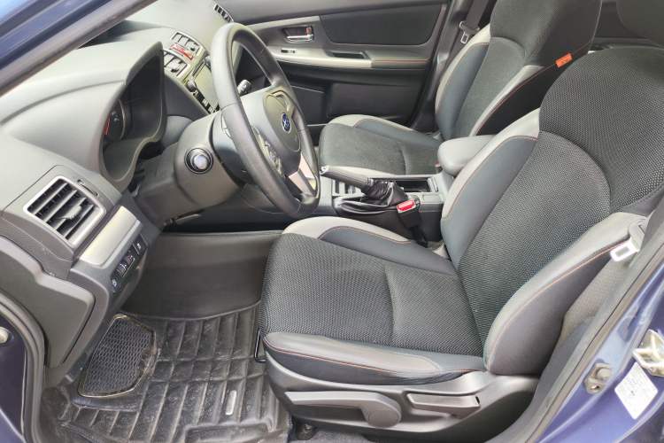 Used Subaru XV 2017 2.0i Ambition Edition Interior 5